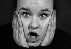 Lire la suite à propos de l’article 47-Quels risques majeurs prend-on à se faire aligner les dents?